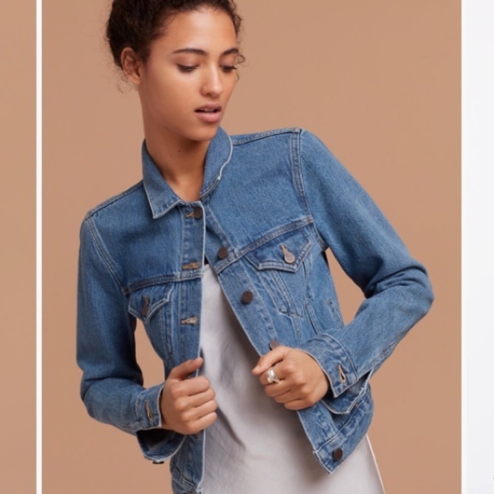 Jean jacket from Aritzia (fits more like an XS)
